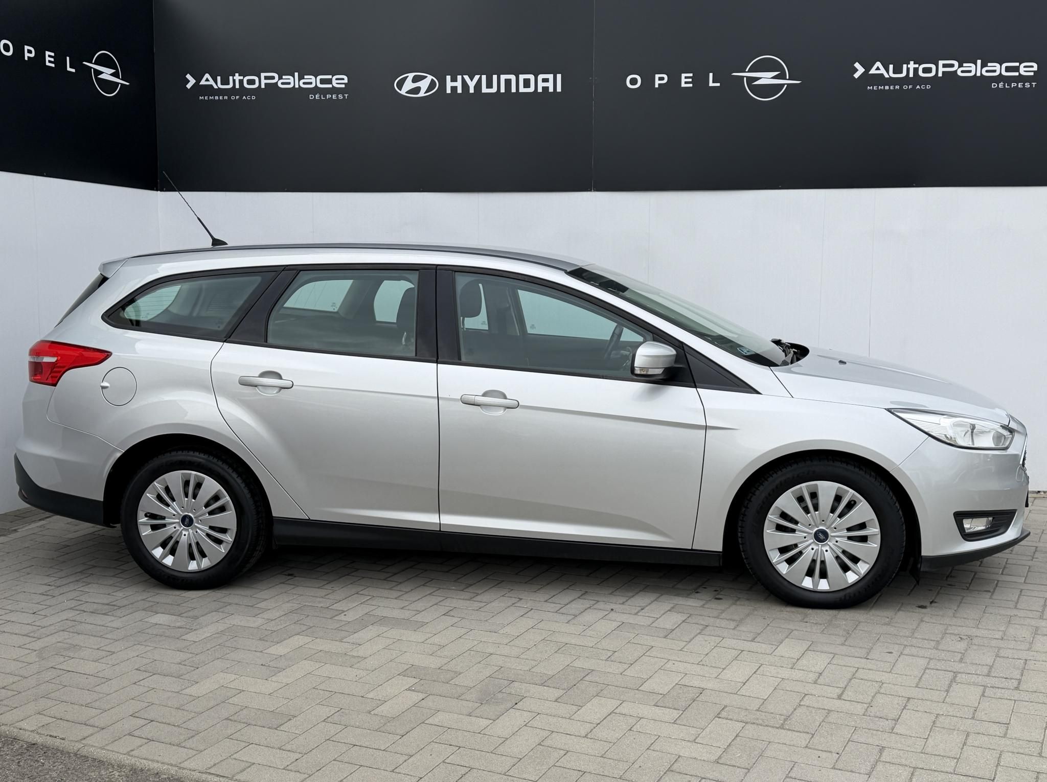 Ford Focus 1,5 TD 88 kW Schaltgetriebe Baujahr 2016, 158.118 km, Ungarn — Foto 3 von 12