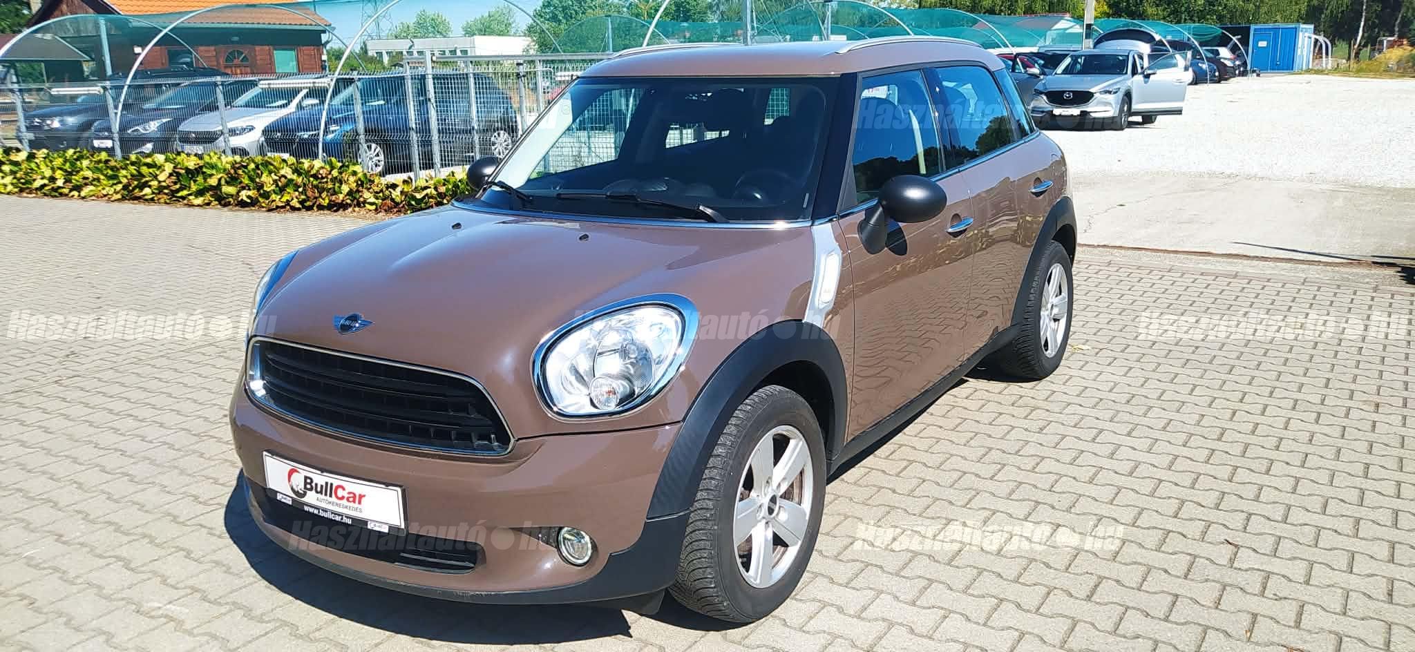 MINI Countryman Cooper D 1.6, 123.000 km, Ungarn — Foto 1