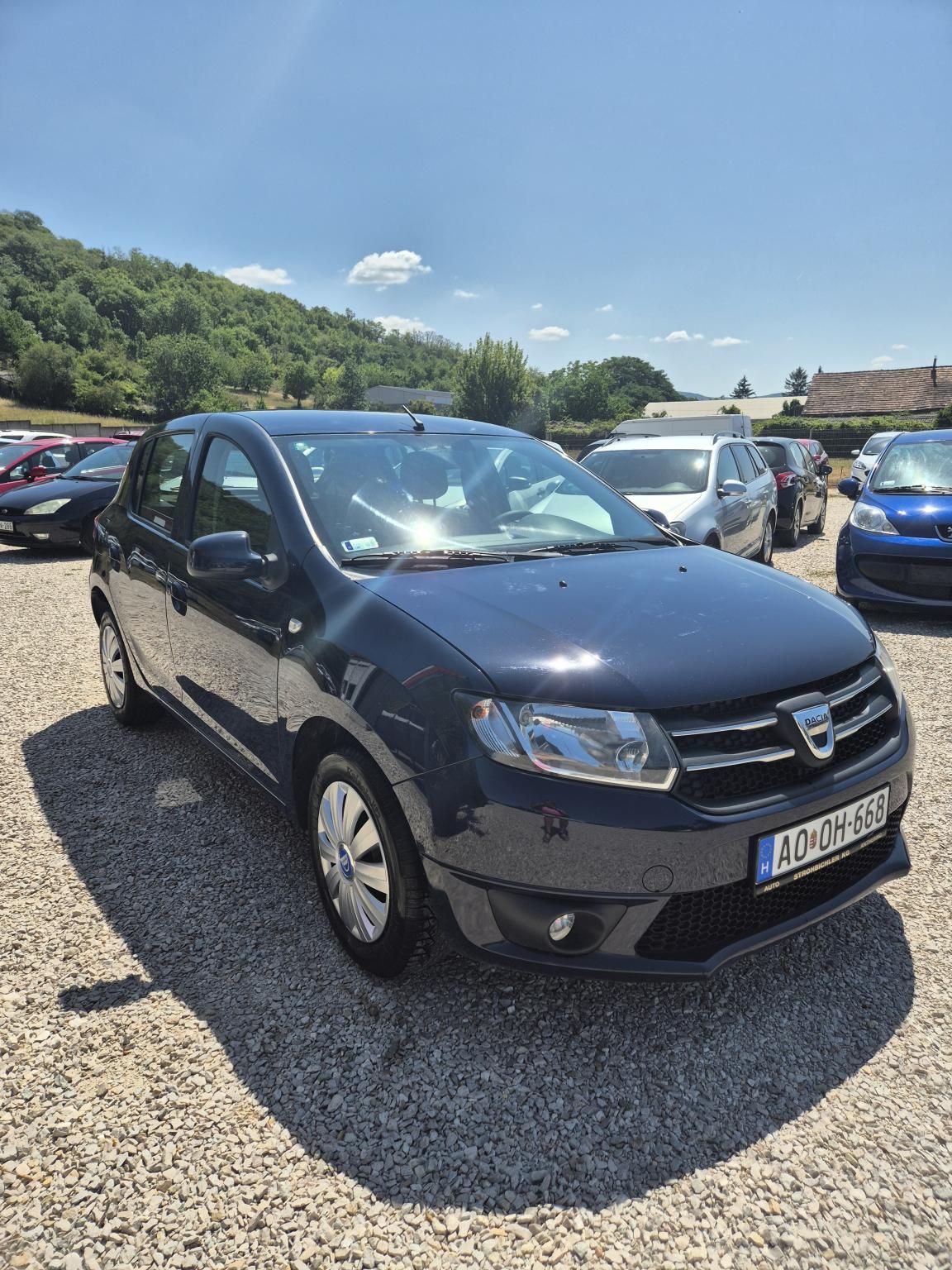 Dacia Sandero Arctic Szép 1,1 55 kW 1.2 Schaltgetriebe Baujahr 2014, Ungarn — Foto 3 von 12
