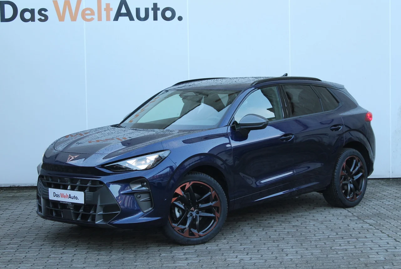 CUPRA Terramar 1,5 TSI 110 kW DSG mHEV Baujahr 2026, Cosmos kék metál, 23.901 km, Ungarn — Foto 1