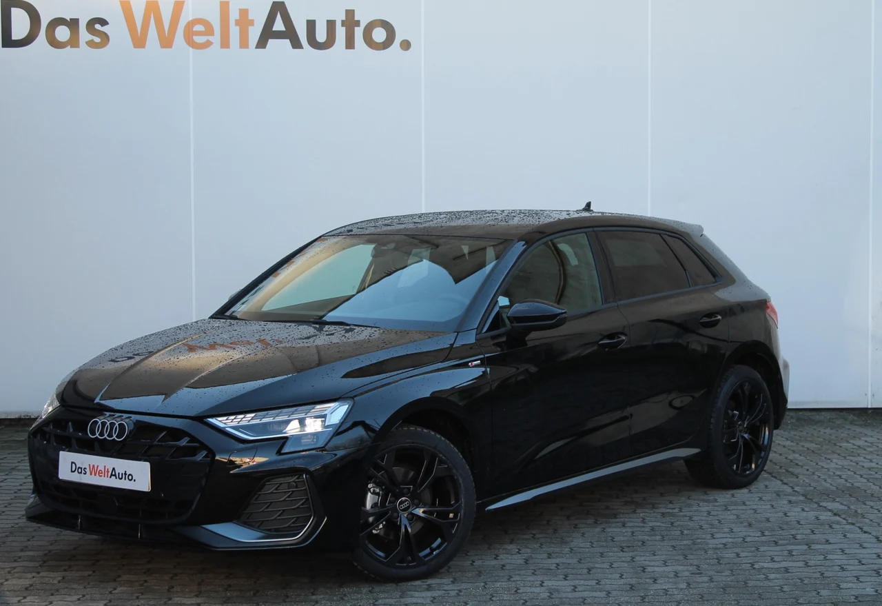 Audi A3 1,5 110 kW TFSI Automatik Baujahr 2026, Mítoszfekete metál, 10.097 km, Ungarn — Foto 1