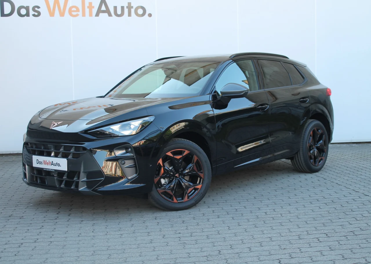 CUPRA Terramar 1,5 TSI 110 kW DSG mHEV Baujahr 2026, Midnight fekete metál, 5.272 km, Ungarn — Foto 1