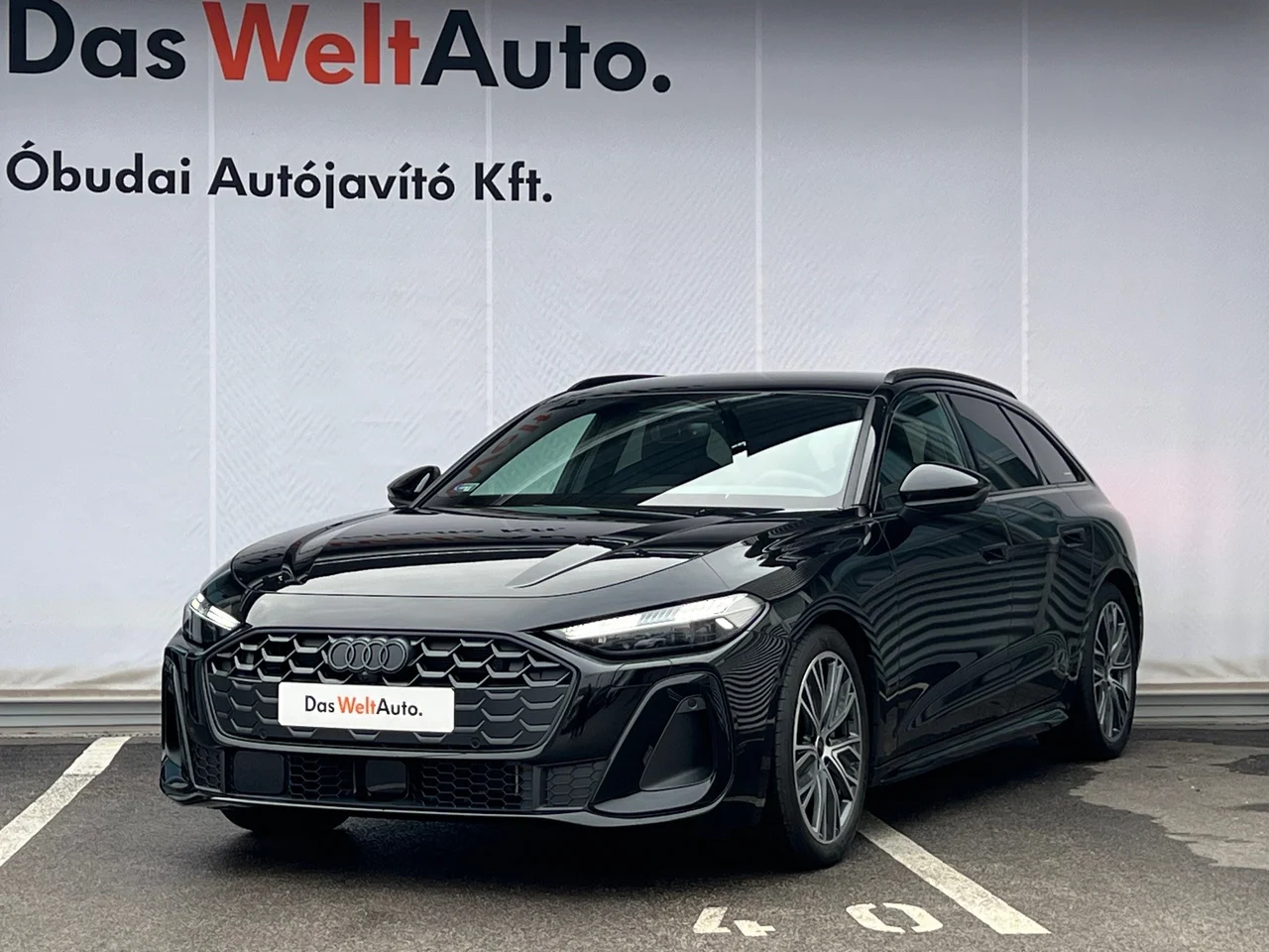 Audi A5 4x4 2,0 150 kW TDI Automatik Baujahr 2025, Mítoszfekete metál, 6.666 km, Ungarn — Foto 1 | AMOTOR Audi A5 4x4 2,0 150 kW TDI Automatik Baujahr 2025, Mítoszfekete metál, 6.666 km, Ungarn — Foto 1