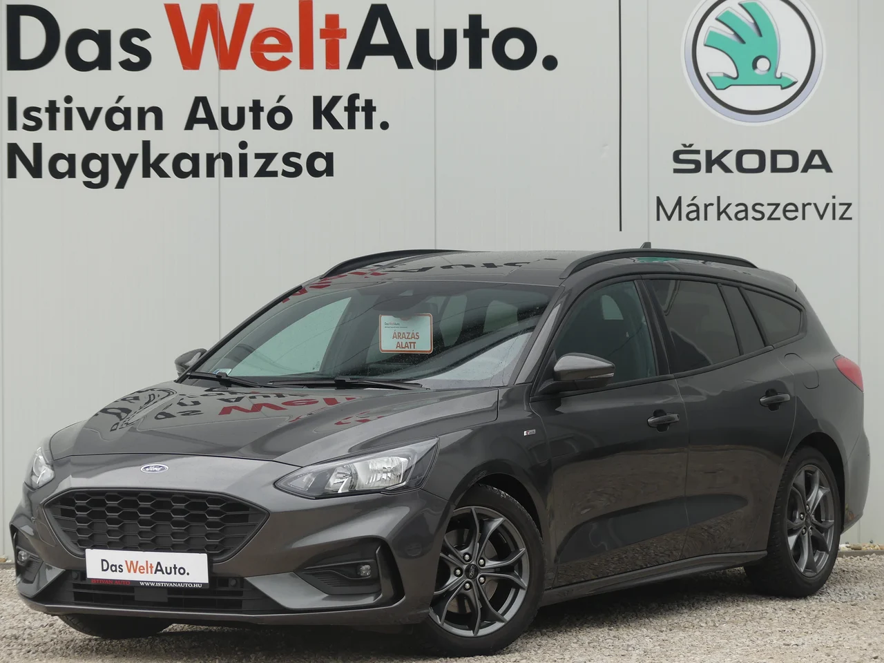 Ford Focus 1,5 110 kW Baujahr 2019, szürke, 121.096 km, Ungarn — Foto 1 | AMOTOR Ford Focus 1,5 110 kW Baujahr 2019, szürke, 121.096 km, Ungarn — Foto 1