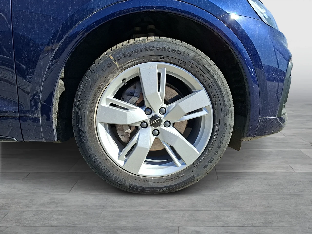 Audi Q5 2,0 TDI 120 kW Automatik Baujahr 2025, Gleccserfehér metál, 18.106 km, Ungarn — Foto 8 von 13