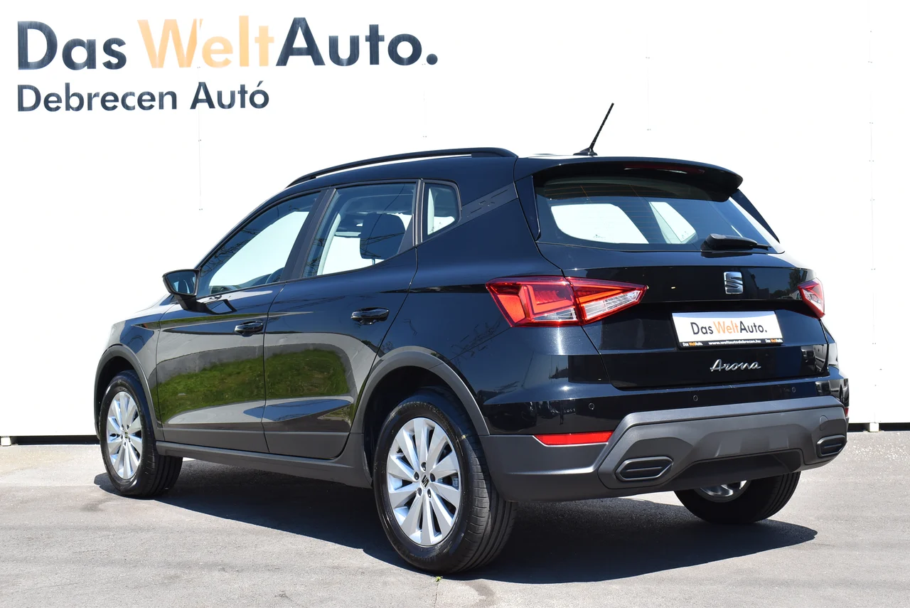 Seat Arona 1,0 TSI 81 kW DSG Baujahr 2023, Midnight fekete metál, 54.732 km, Ungarn — Foto 4 von 12