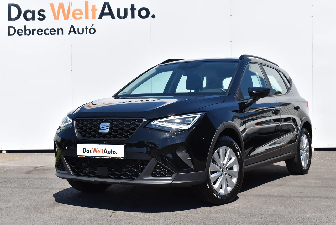 SEAT Arona 1,0 TSI 81 kW DSG Baujahr 2023, Midnight fekete metál, 54.732 km, Ungarn — Foto 1