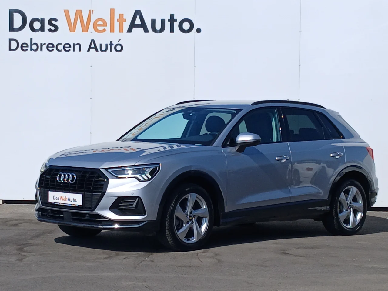 Audi Q3 4x4 2,0 140 kW TFSI Automatik Baujahr 2020, Tőrezüst metál, 63.254 km, Ungarn — Foto 1