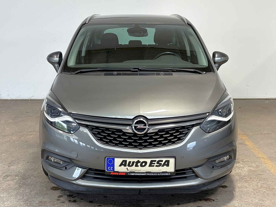 Opel Zafira T Active 103 kW 1.4 Baujahr 2016, 137.721 km, Tschechien — Foto 2 von 14