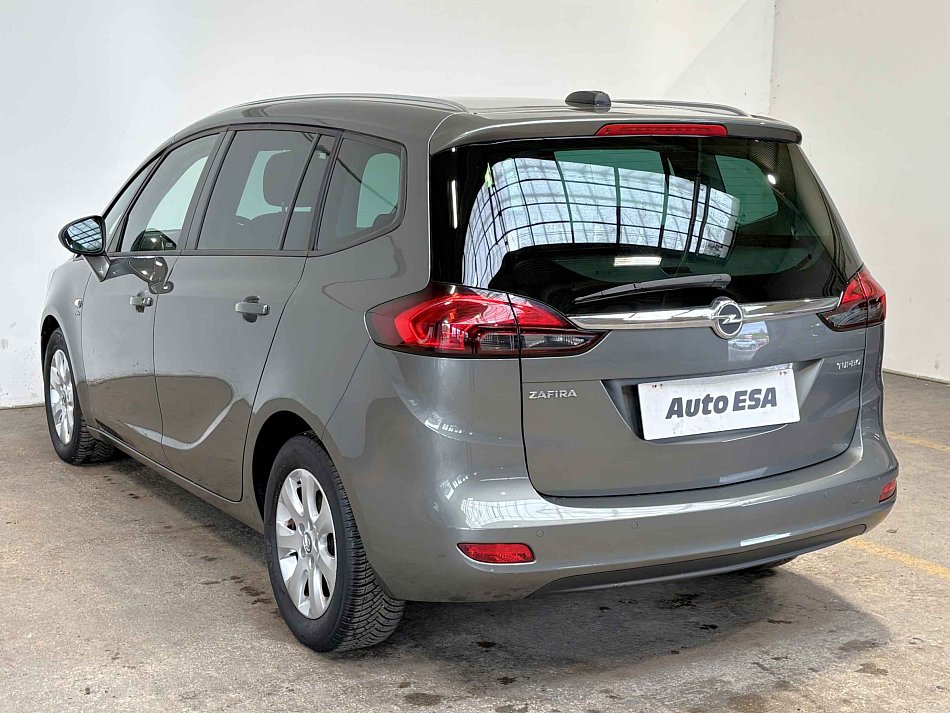 Opel Zafira T Active 103 kW 1.4 Baujahr 2016, 137.721 km, Tschechien — Foto 6 von 14