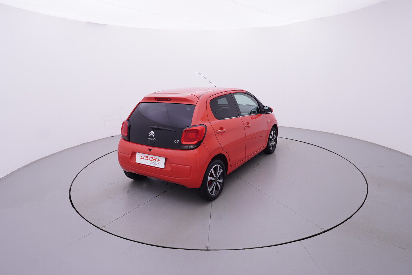Citroen c1 1,2 50 kW 60 manuál Baujahr 2014, 104.574 km, Tschechien — Foto 12 von 60