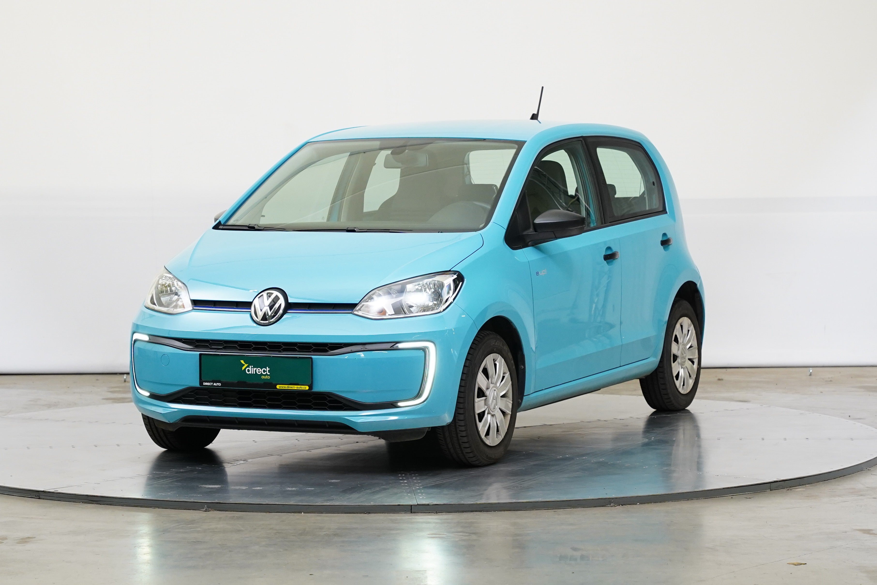 Volkswagen E-up 60 kW 36,8, Tschechien — Foto 1