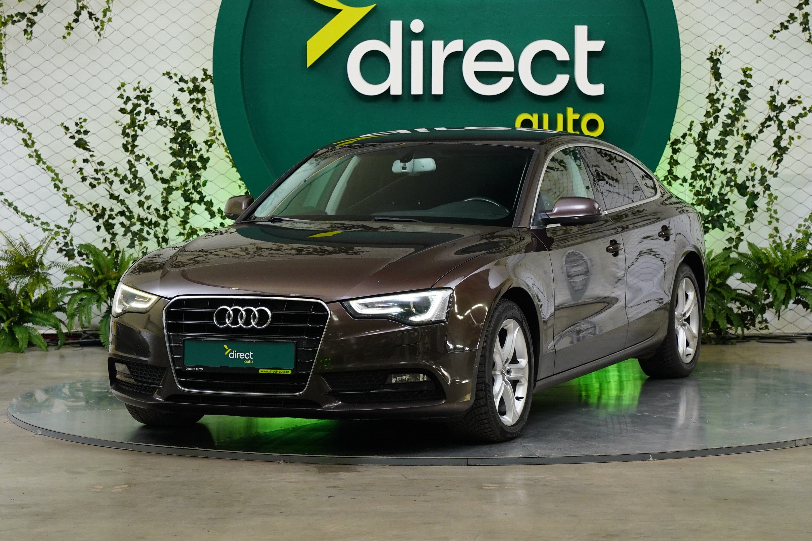 Audi a5 2,0 TDI 130 kW Automatik, Tschechien — Foto 1