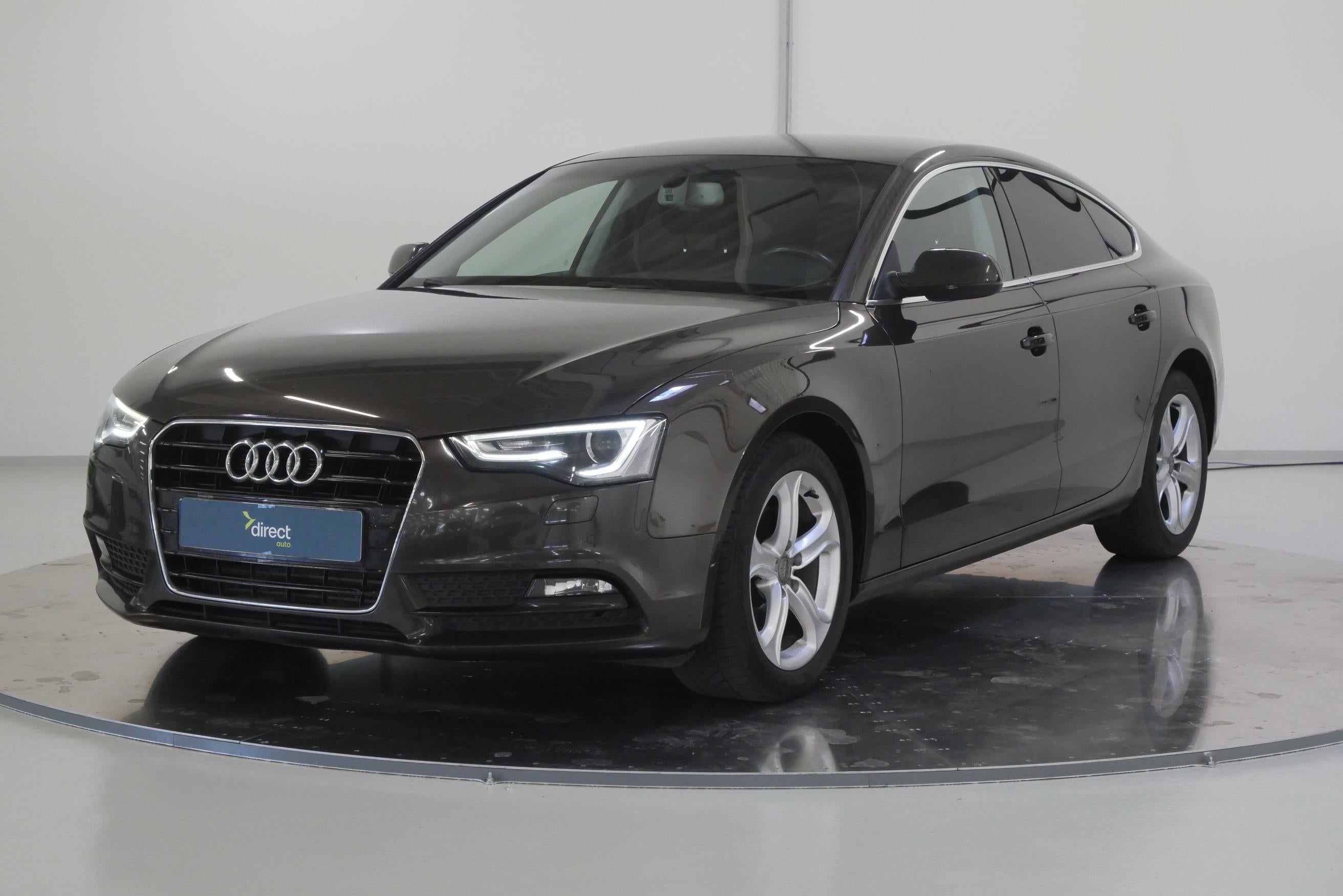 Audi a5 2,0 TDI 130 kW Automatik, Tschechien — Foto 1