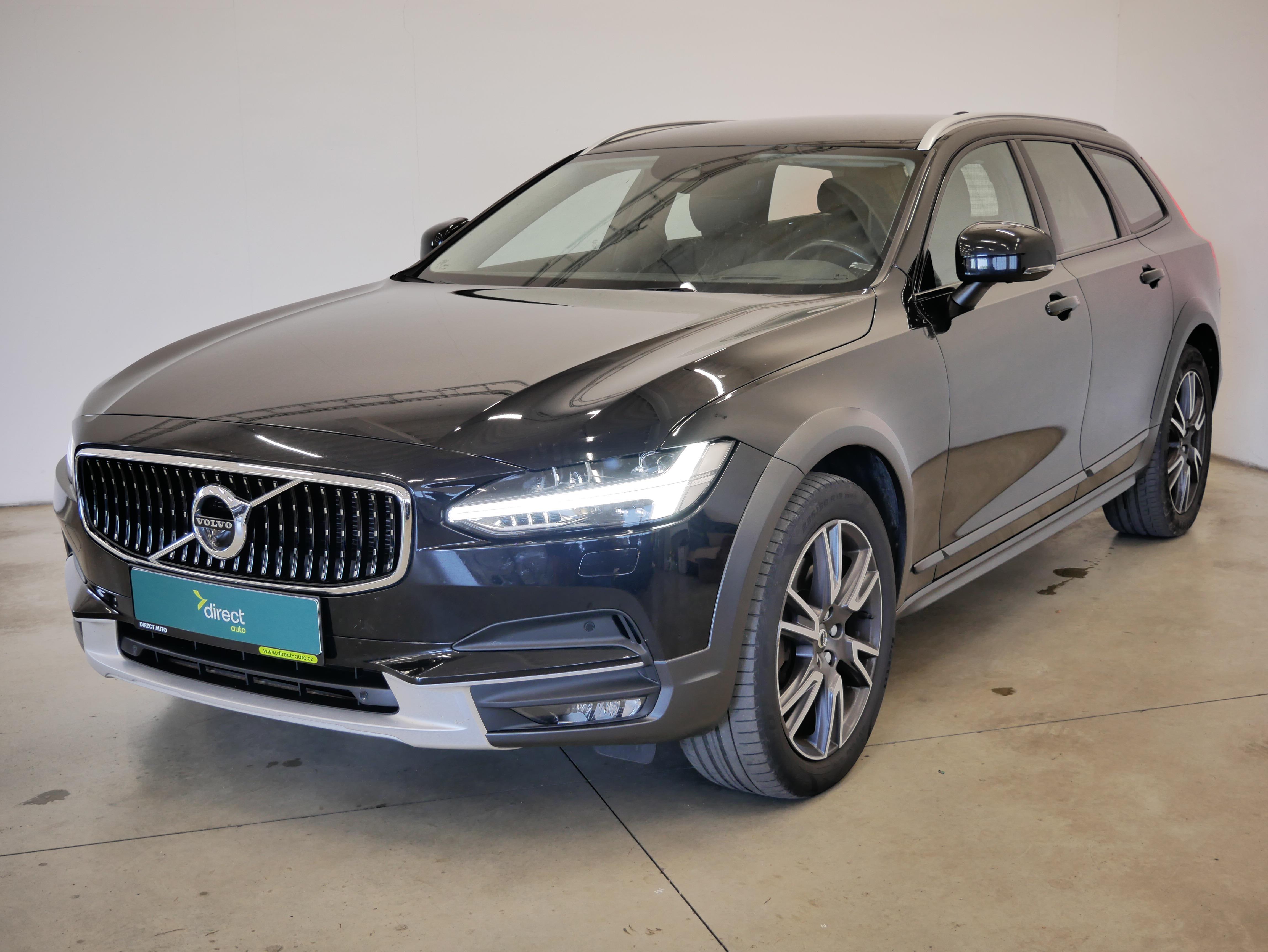 Volvo v90 AWD 140kW Automatik, Tschechien — Foto 1
