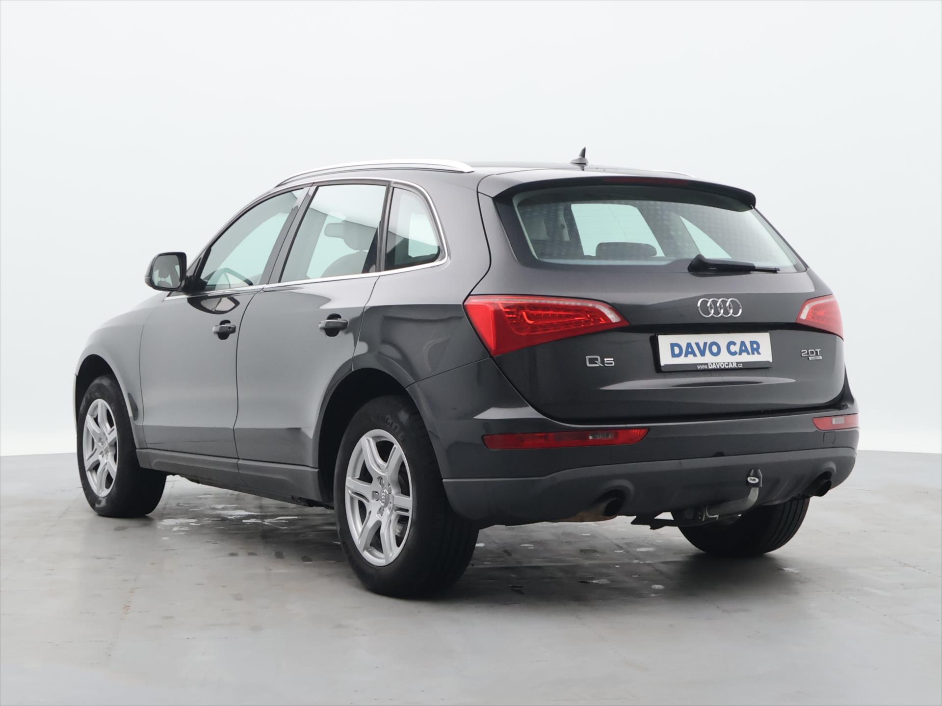Audi q5 quattro 2,0 TFSI 155 kW Automatik Baujahr 2009, 133.097 km, Tschechien — Foto 5 von 34