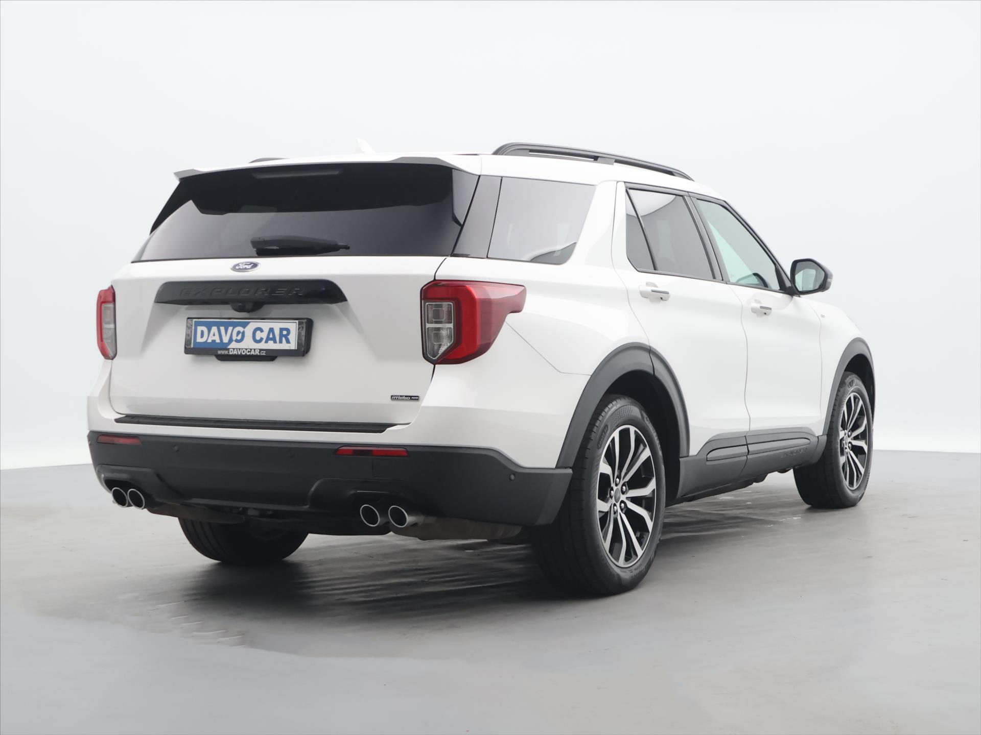 Ford Explorer v6 4x4 3,0 267 kW 267kW Automatik Baujahr 2022, 220.079 km, Tschechien — Foto 5 von 40