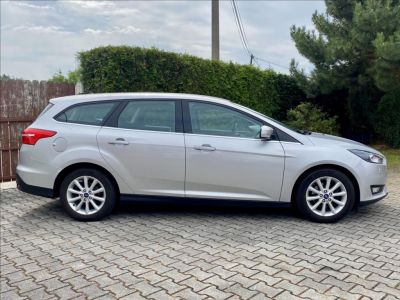 Ford Focus e4817 1,5 TD 88 kW Schaltgetriebe Baujahr 2017, 131.635 km, Tschechien — Foto 12 von 60
