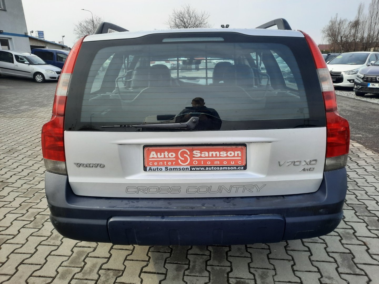 Volvo v70 4x4 2,4 147 kW 147kw Schaltgetriebe Baujahr 2002, 184.624 km, Tschechien — Foto 6 von 17