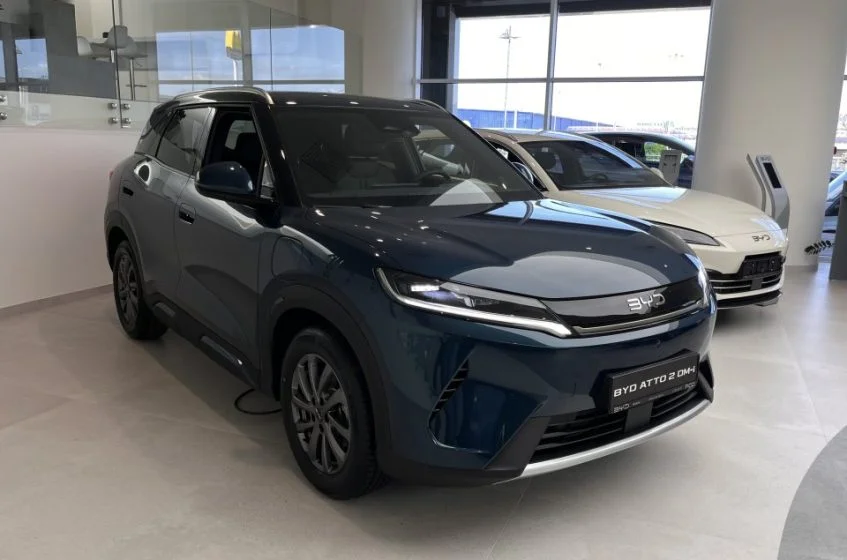 BYD Atto 2 156 kW, 1 km, Polen — Foto 6 von 37
