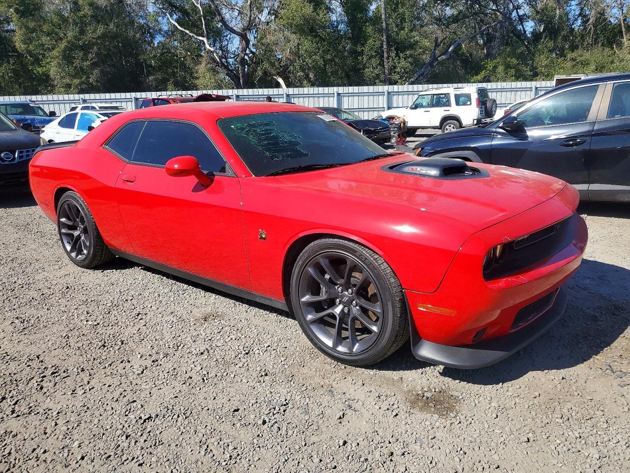 Dodge Challenger, Polen — Foto 4 von 8