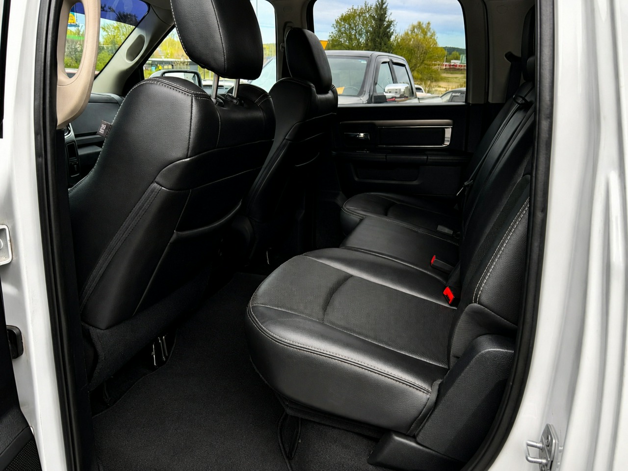 Dodge Ram Iv 5,7 294 kW Automatik Baujahr 2016, 124.000 km, Polen — Foto 6 von 36