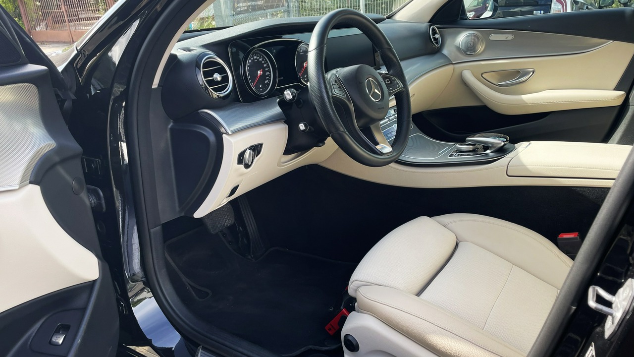 Mercedes-Benz E 143 kW Automatik Baujahr 2018, 111.000 km, Polen — Foto 4 von 31