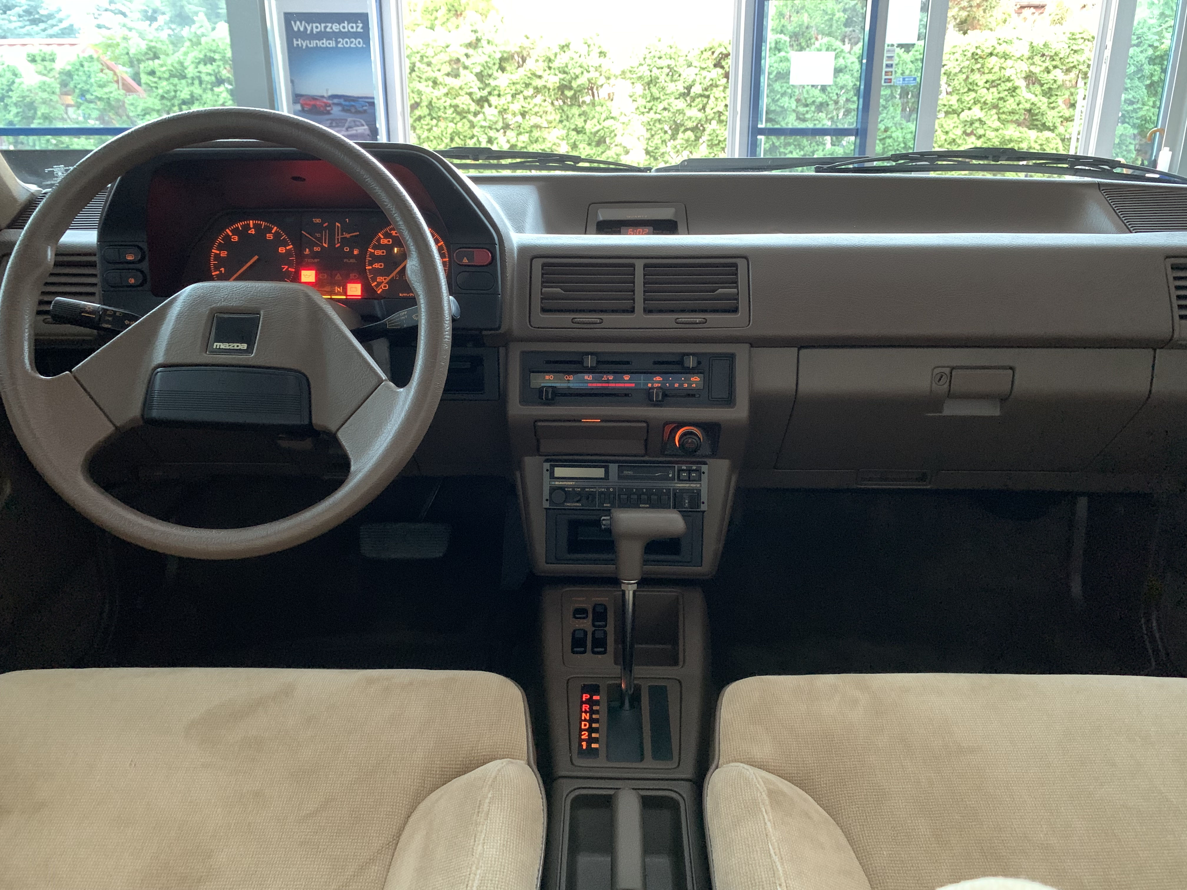 Mazda 626 2,0, Polen — Foto 13 von 26