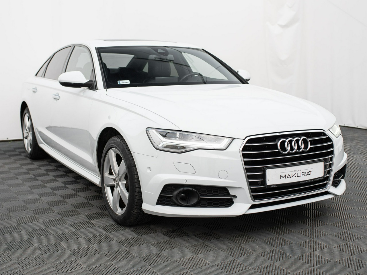 Audi A6 2,0 TDI 140 kW Automatik Baujahr 2017, bílá, 225.977 km, Polen — Foto 3 von 35