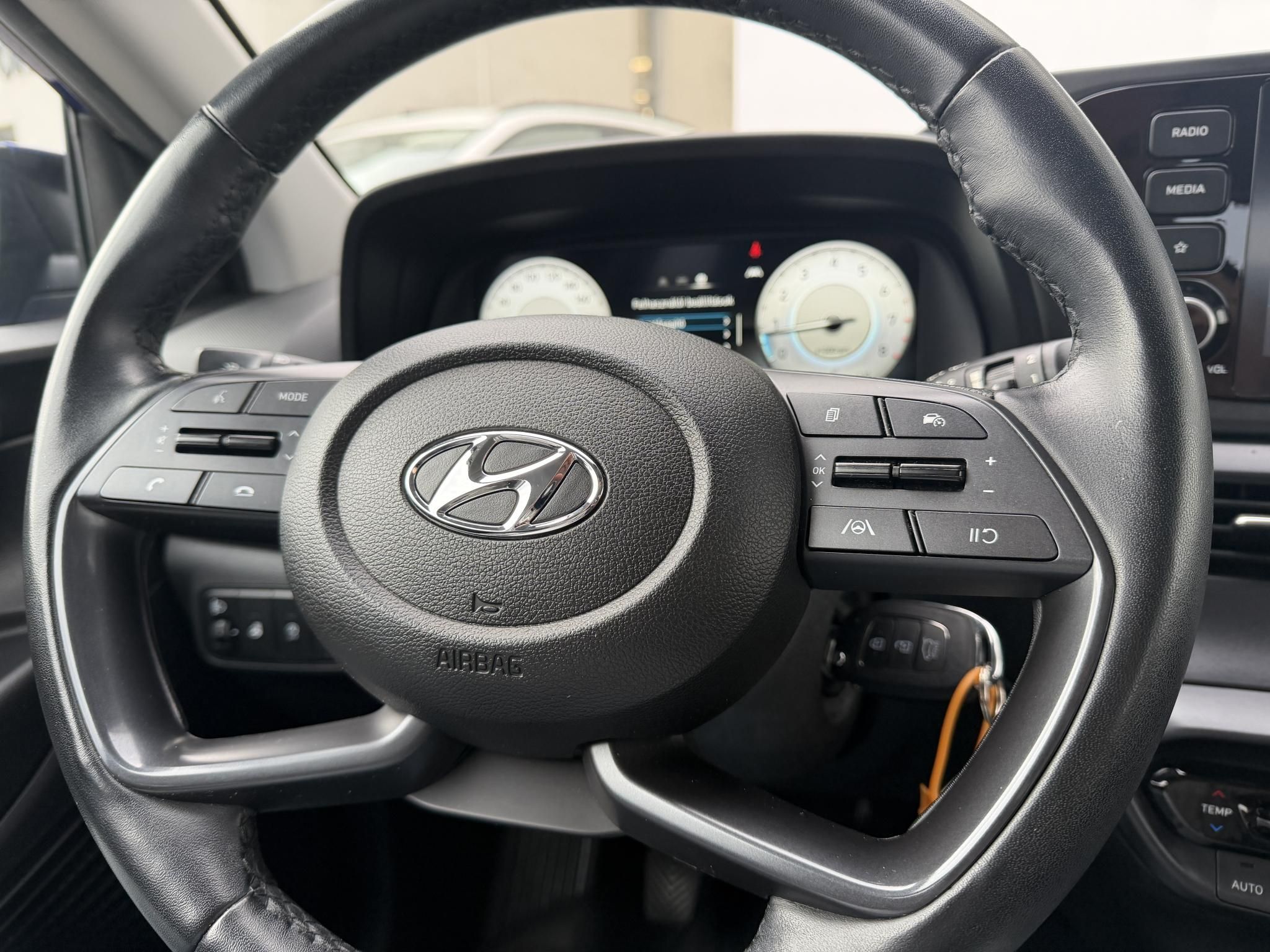 Hyundai i20 1,2 MPI 62 kW Schaltgetriebe Baujahr 2023, 61.159 km, Ungarn — Foto 9 von 12