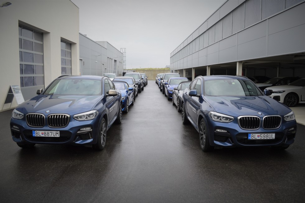 BMW x3 xDrive 2,0 145 kW Automatik Baujahr 2026, Slowakei — Foto 11 von 57