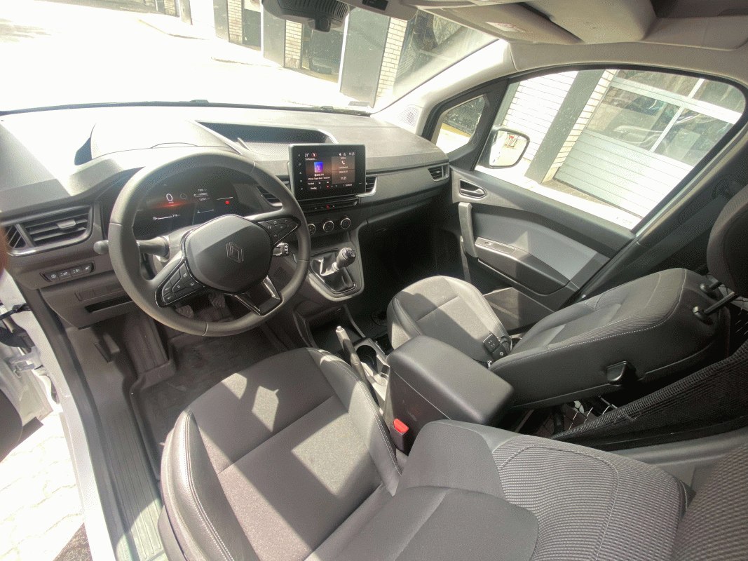 Renault Kangoo 1,5 dCi 70 kW Baujahr 2025, blau, 7.301 km, Ungarn — Foto 6 von 9
