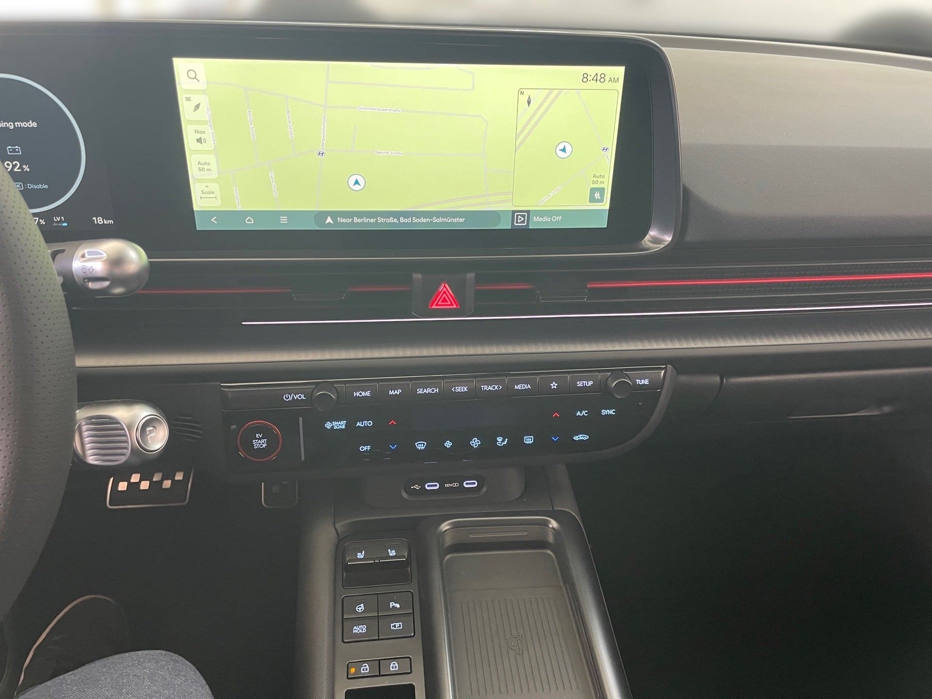 Hyundai Ioniq 6 239 kW 84 kWh Automatik Baujahr 2026, 5.000 km, Deutschland — Foto 10 von 25