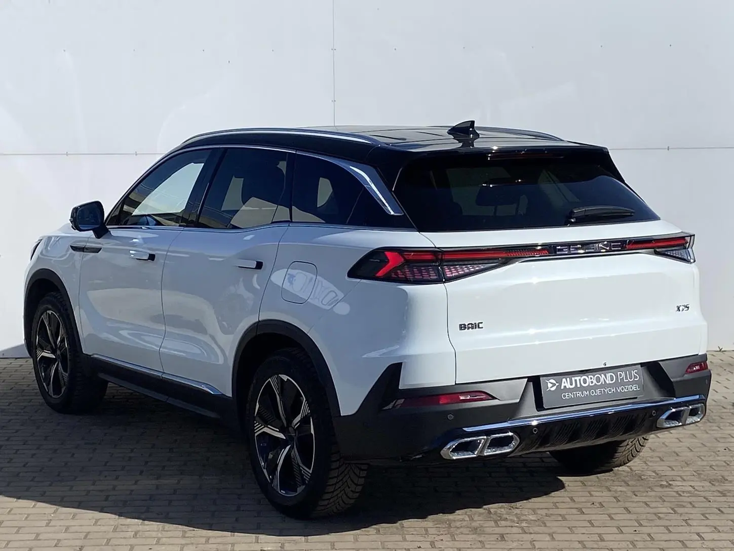 BAIC x7 130kw 7dct Baujahr 2025, 12.526 km, Tschechien — Foto 7 von 27