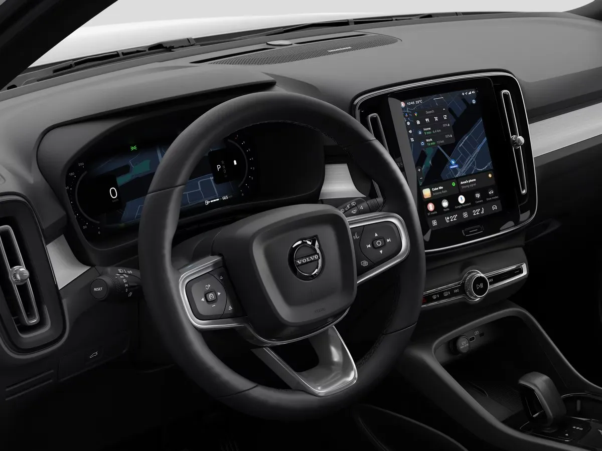 Volvo XC40 2,0 120 kW Automatik, Tschechien — Foto 3 von 15