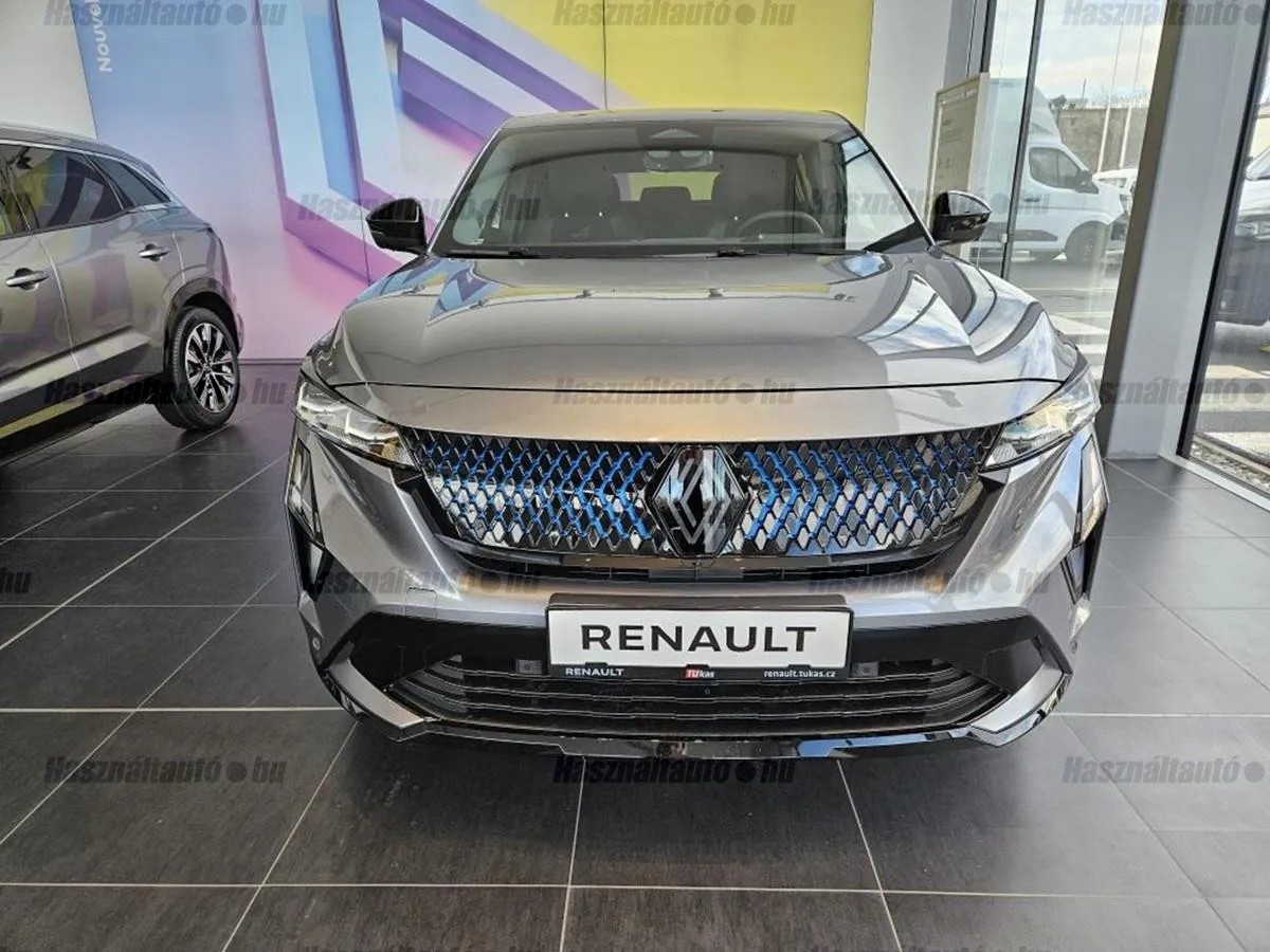 Renault Rafale 1,2 147 kW Automatik, 10 km, Tschechien — Foto 2 von 29