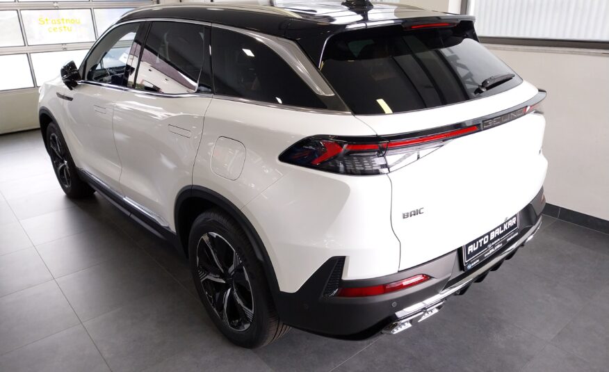 BAIC x7 138 kW Automatik, Tschechien — Foto 7 von 22