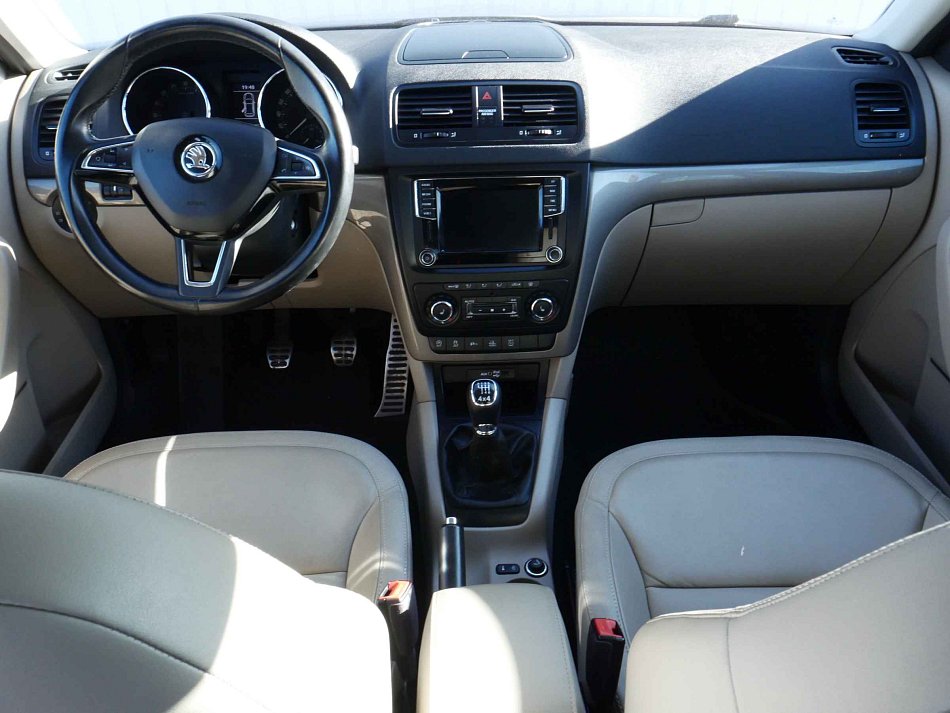 Škoda Yeti 4x4 110 kW 2.0TDi Schaltgetriebe Baujahr 2016, 134.651 km, Tschechien — Foto 8 von 9