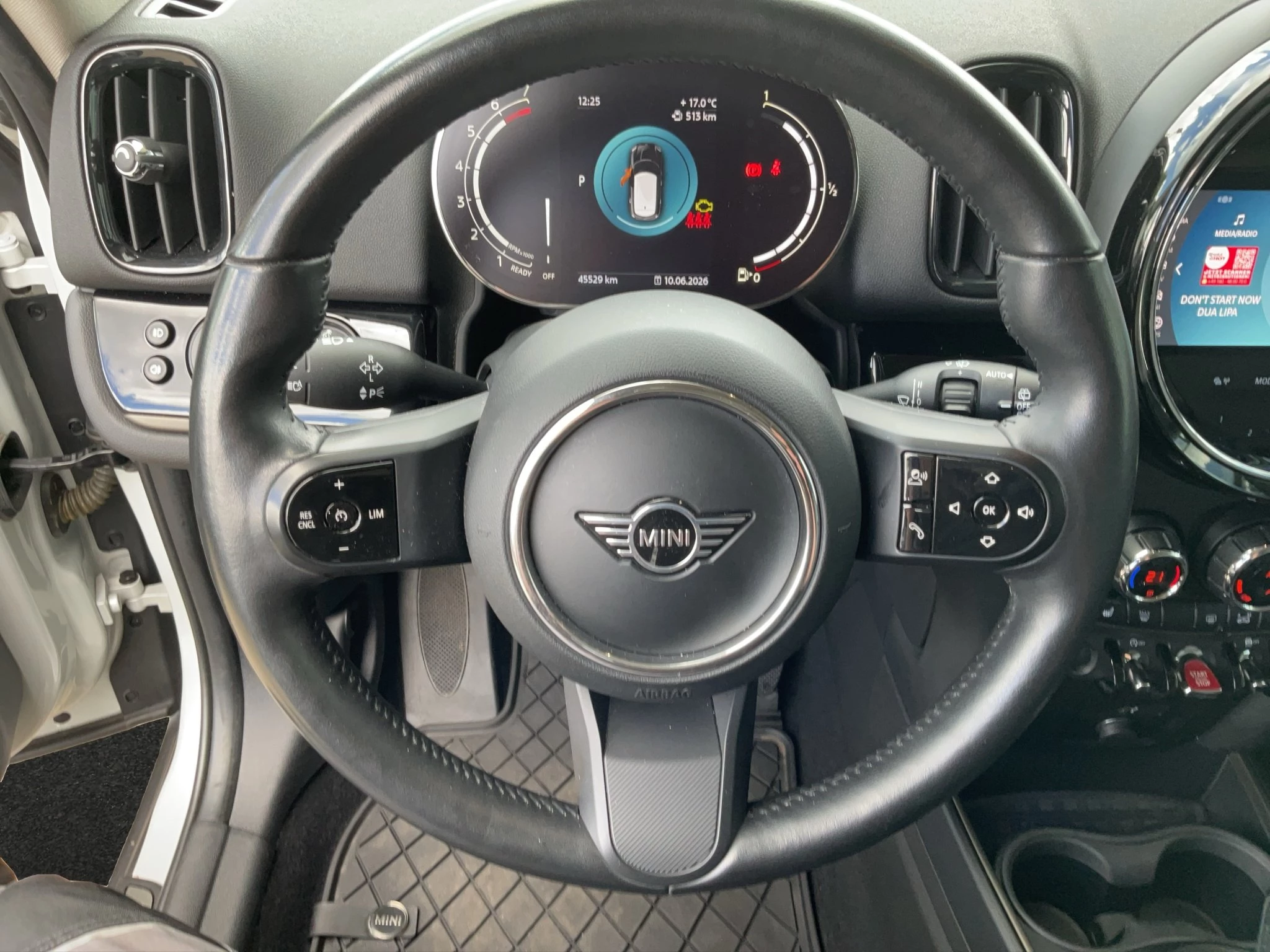 MINI Countryman 2,0 131 kW Automatik Baujahr 2022, 45.700 km, Deutschland — Foto 15 von 25