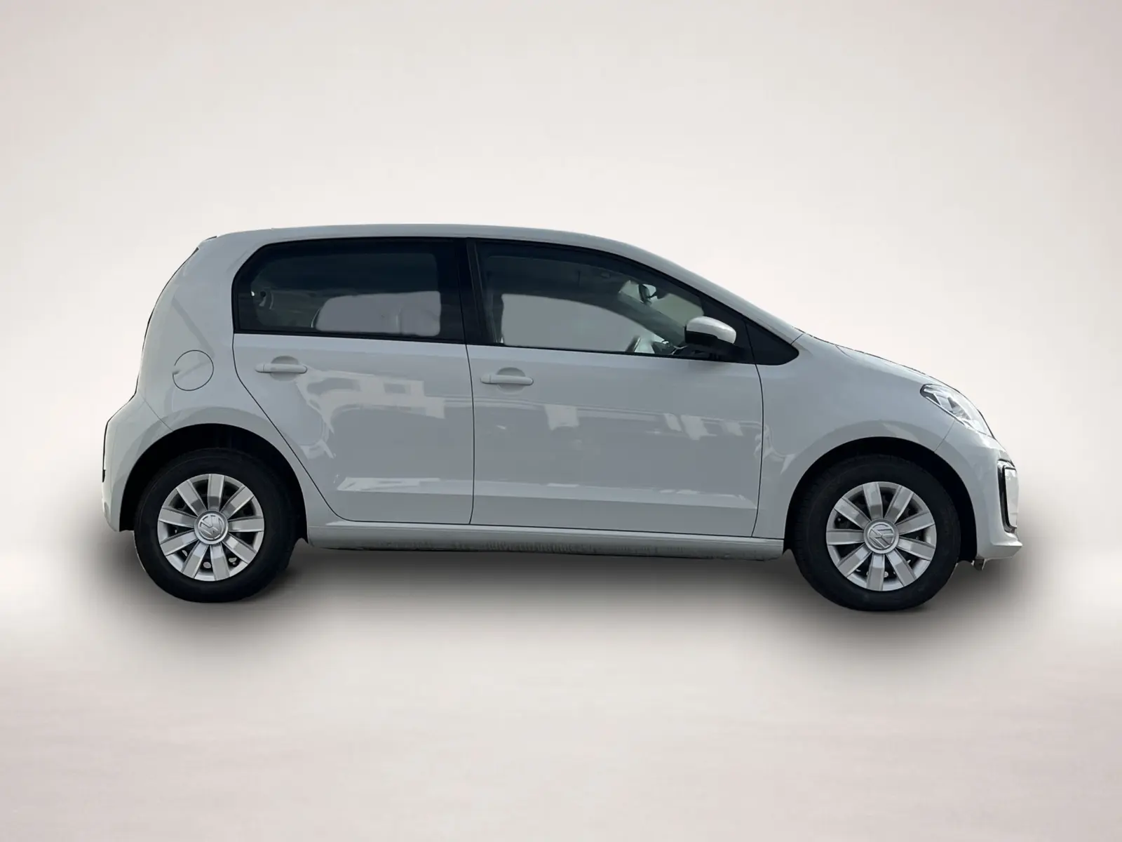 Volkswagen e-up! 1,0 61 kW Automatik Baujahr 2021, weiß, 9.987 km, Deutschland — Foto 5 von 7