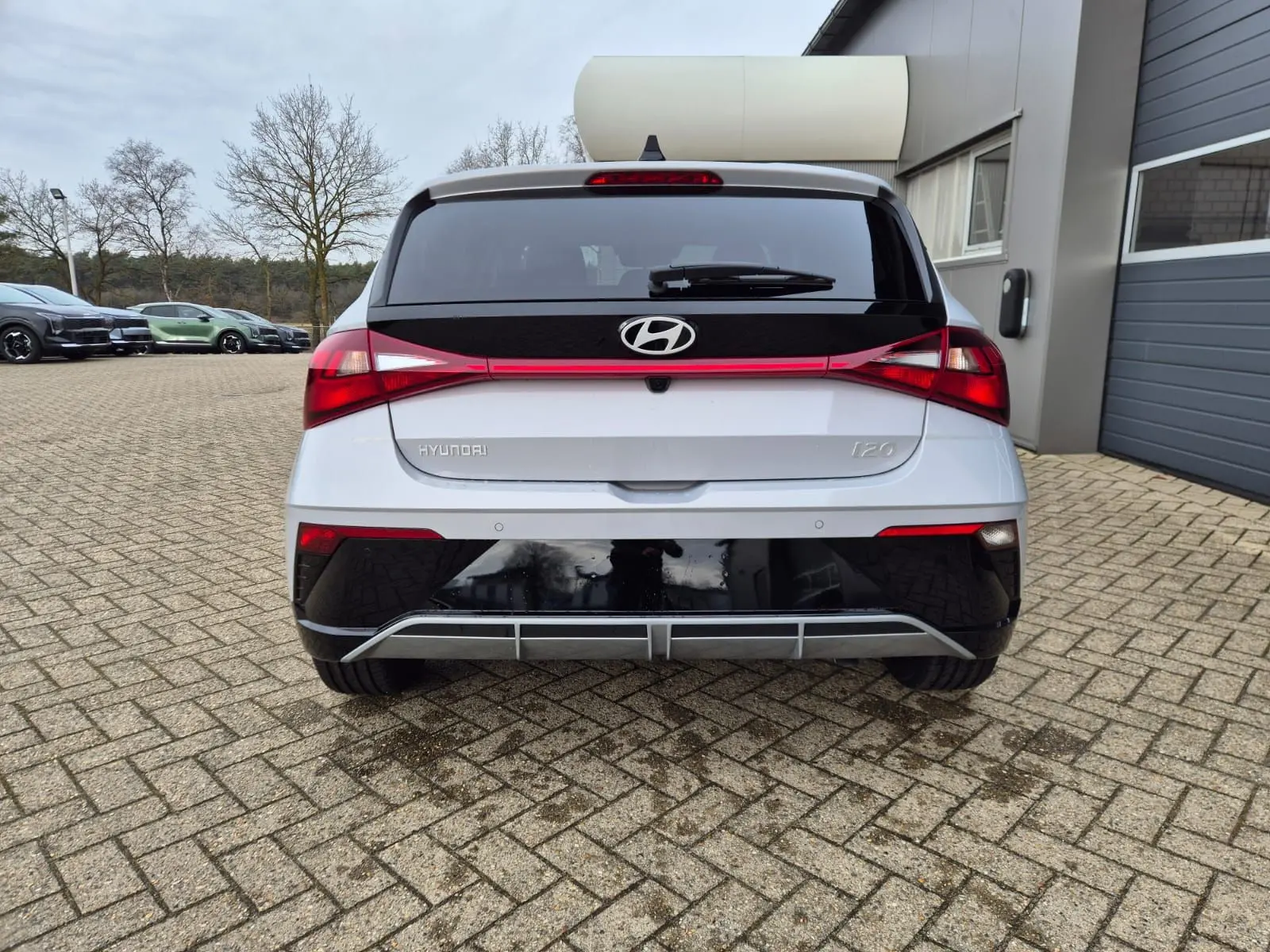 Hyundai I20 66 kW 1.0 T-GDI Automatik Baujahr 2026, grau, 2 km, Deutschland — Foto 5 von 24
