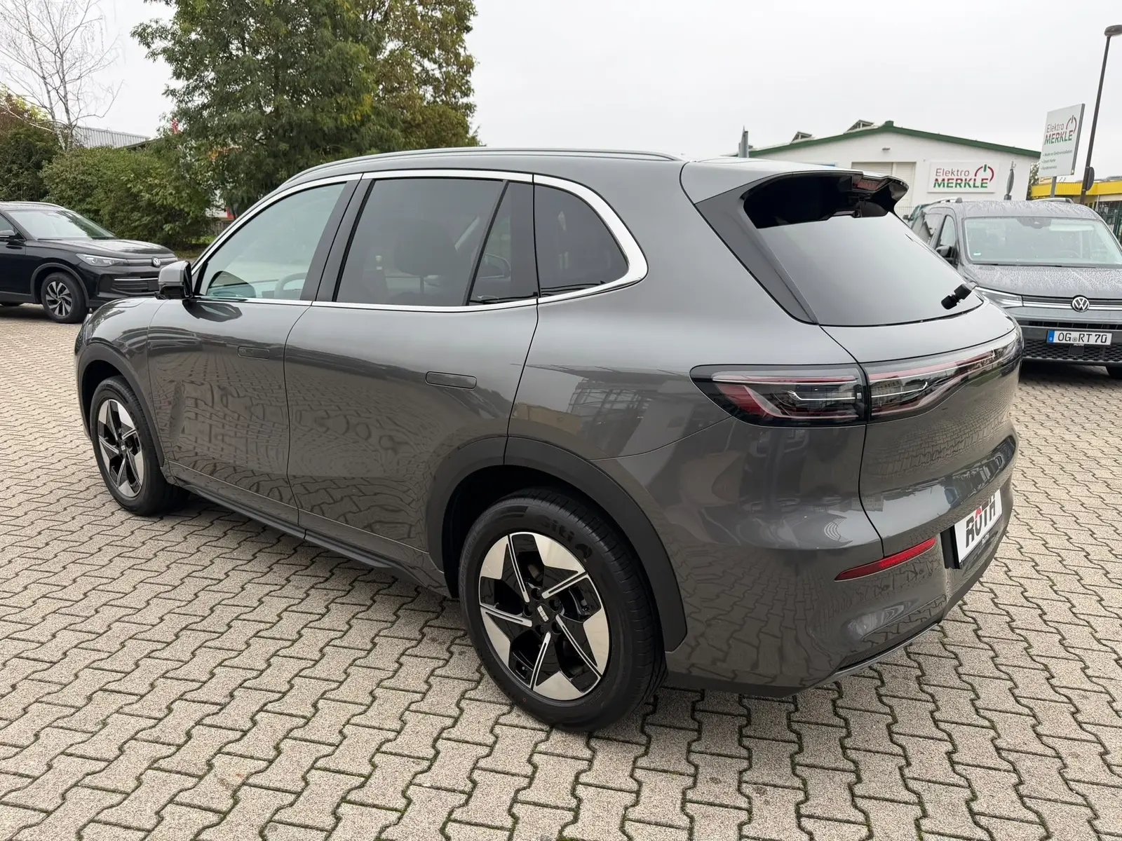 Geely E5 160 kW Automatik, grau, 99 km, Deutschland — Foto 5 von 28