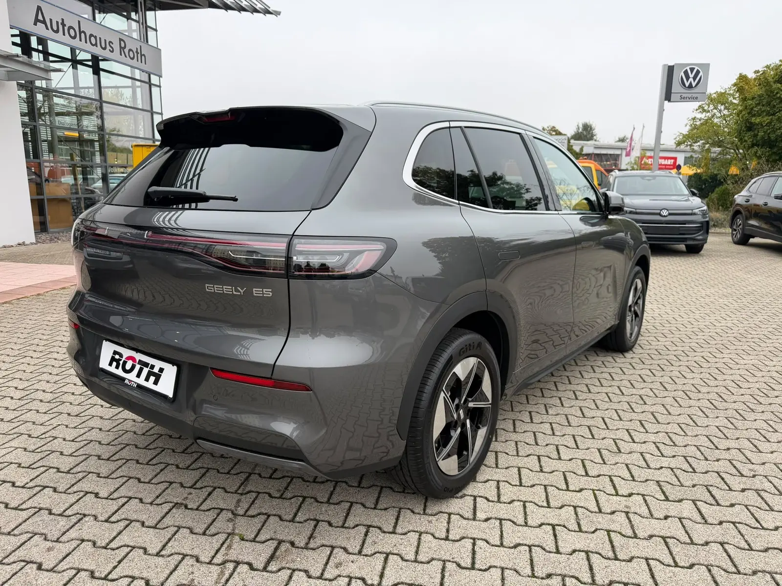 Geely E5 160 kW Automatik, grau, 99 km, Deutschland — Foto 7 von 28
