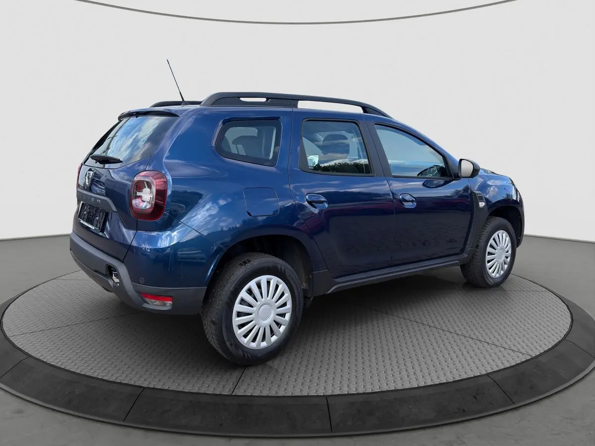Dacia Duster 4x4 92 kW 1.2 TCE Schaltgetriebe Baujahr 2018, blau, 82.223 km, Deutschland — Foto 7 von 40