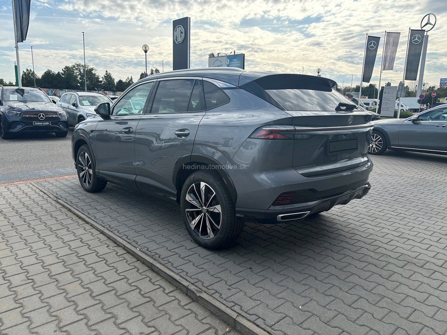 MG Hs Hev 165 kW, Slowakei — Foto 8 von 13