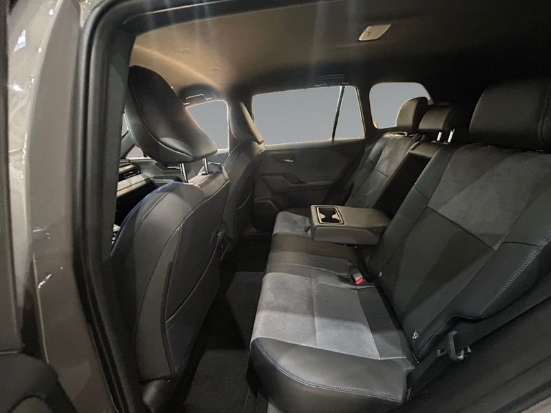 Toyota RAV4 2,5 143 kW Automatik Baujahr 2026, šedá, 100 km, Deutschland — Foto 14 von 21