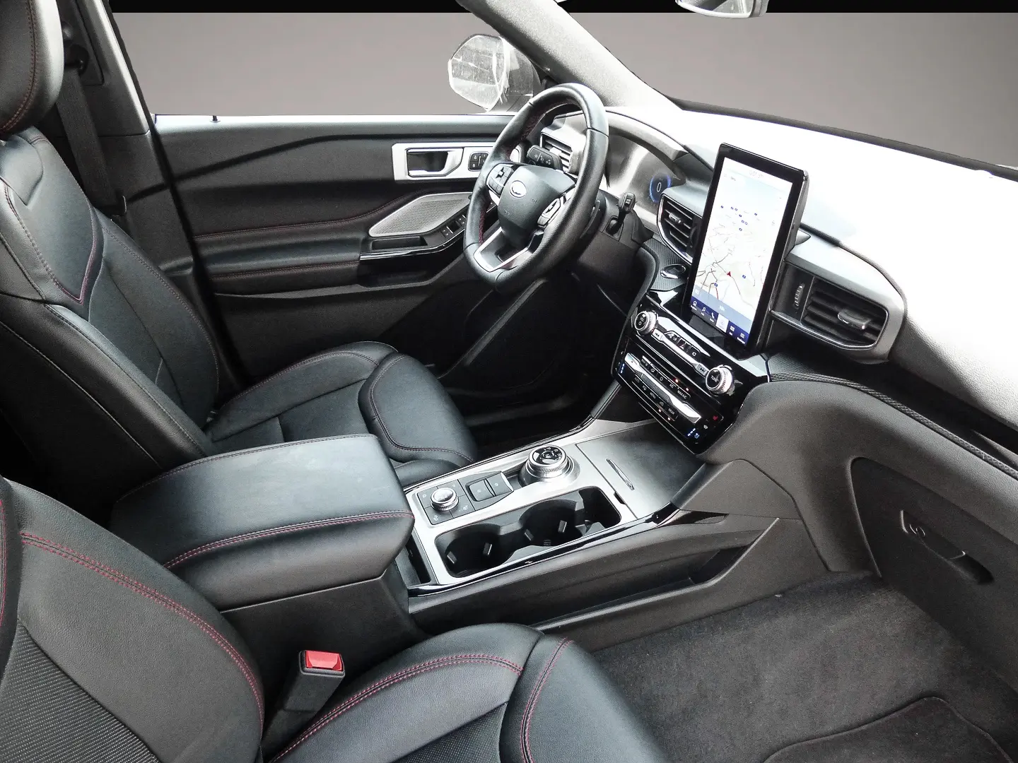 Ford Explorer 4x4 3,0 336 kW Automatik Baujahr 2023, schwarz, 51.700 km, Deutschland — Foto 3 von 6