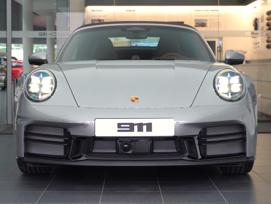 Porsche 911 Automatik Baujahr 2026, srebrny, 5 km, Polen — Foto 5 von 8