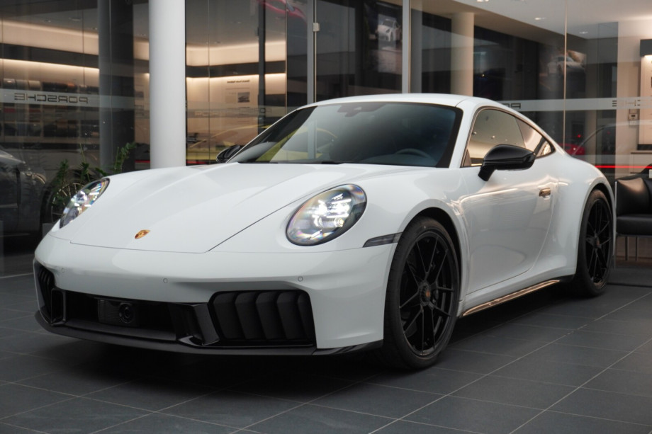 Porsche 911 Automatik Baujahr 2025, biały, 5 km, Polen — Foto 4 von 8