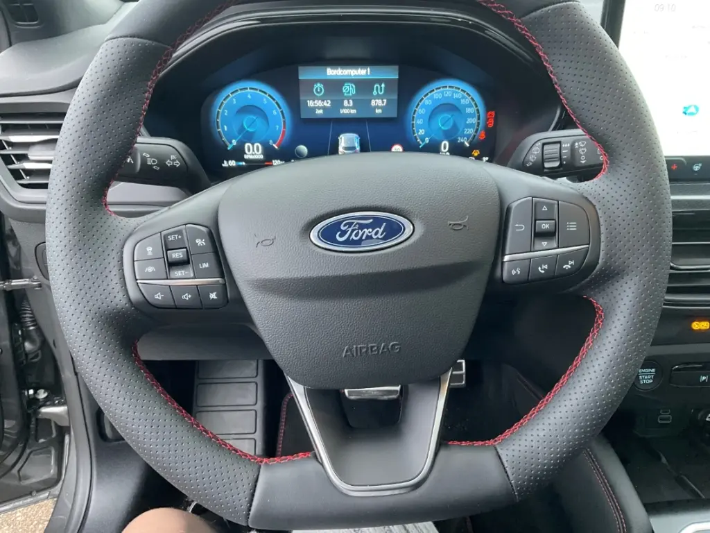 Ford Focus 1,0 114 kW MHEV Automatik Baujahr 2026, grau, 21.500 km, Deutschland — Foto 13 von 25